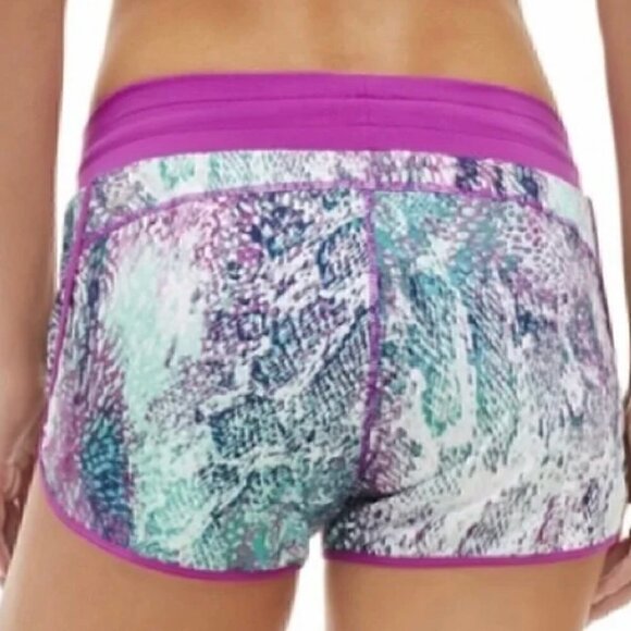 LIKE NEW Suva Run Short II Animal Impressions Print Multi Orchid Purple | Garden - Picture 3 of 9